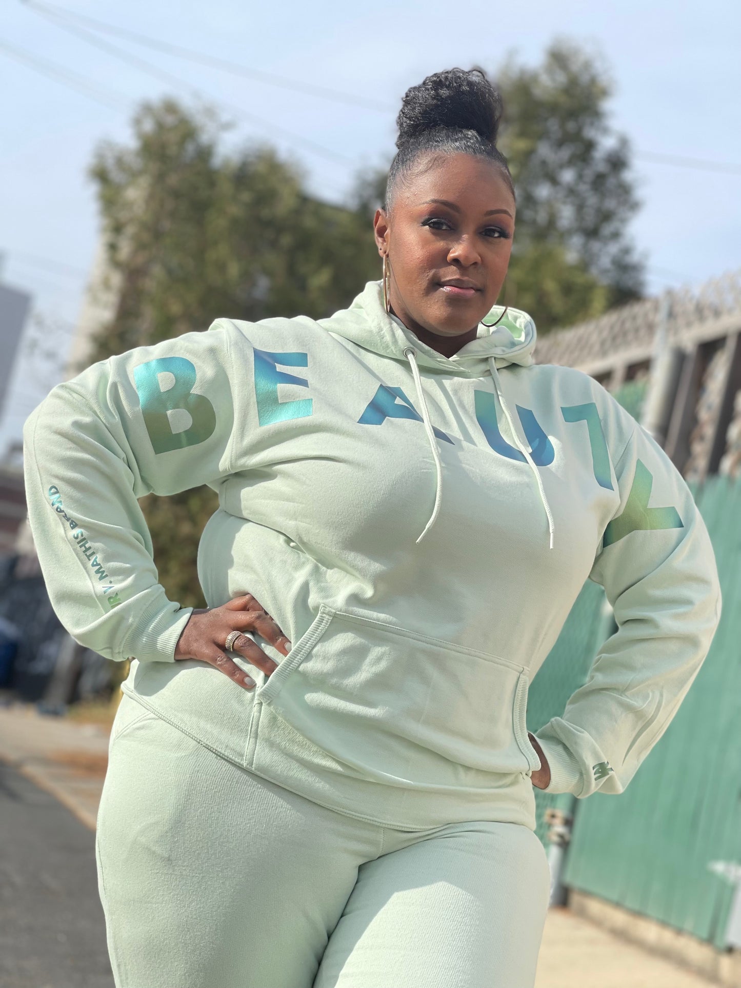 THE “MINT TO BE” BEAUTY SET